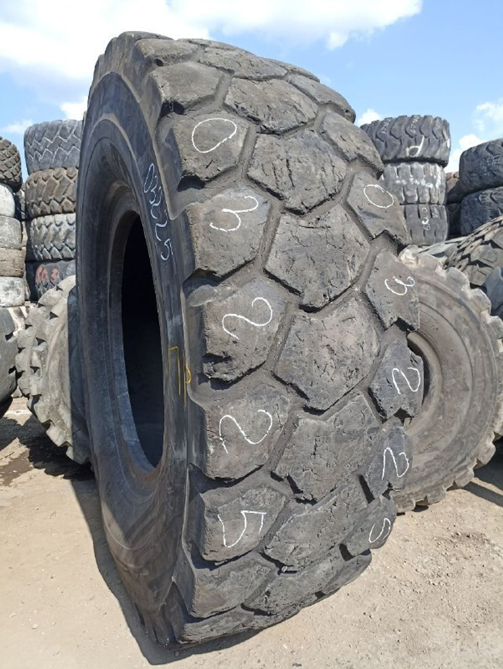 27.00R49 Michelin X-TRACTION шина б/у