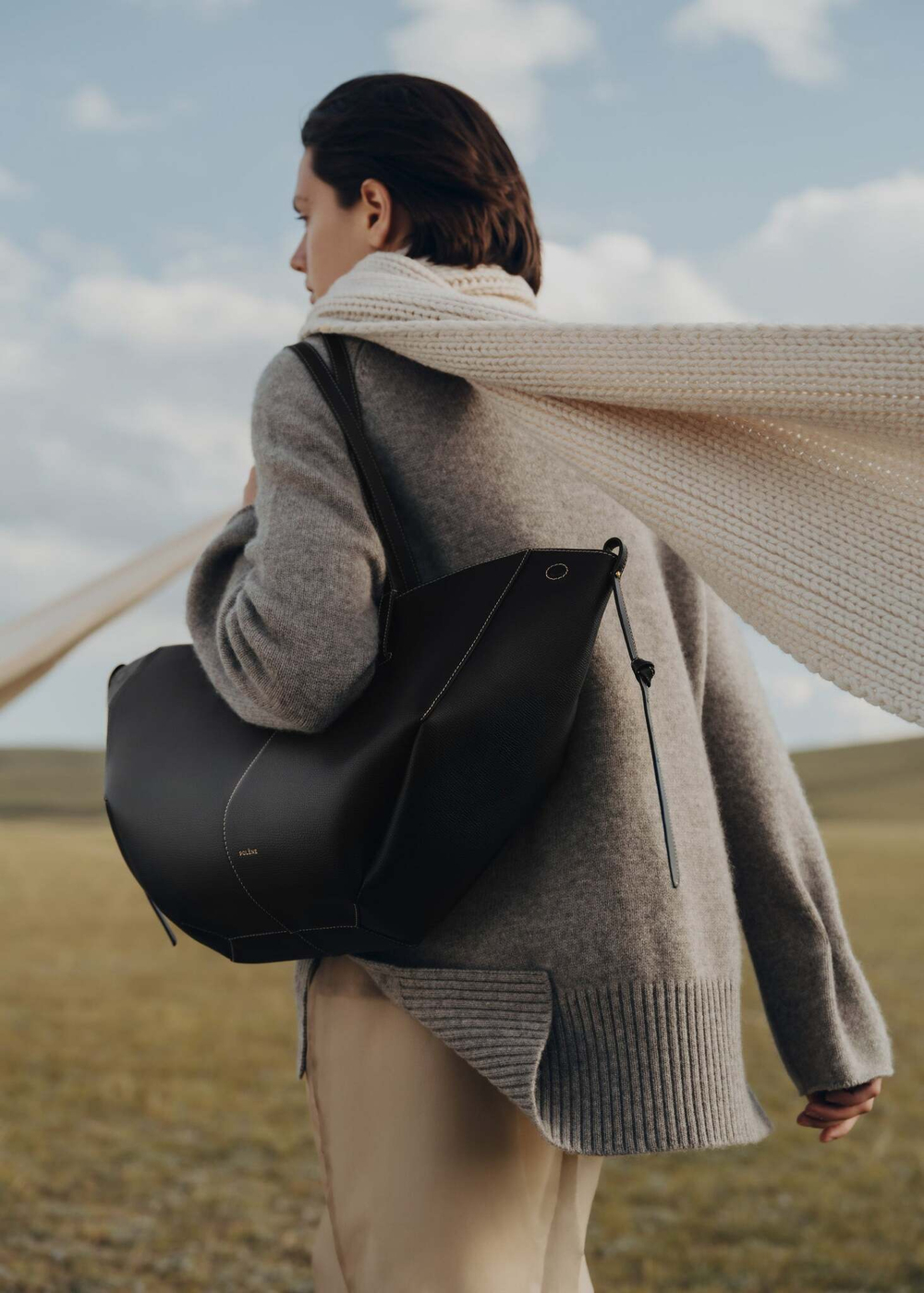 Сумка Polene Cyme EDITION TEXTURED BLACK WITH ECRU STITCHING