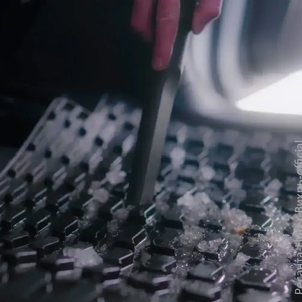 Пылесос строительный Ресанта ПС-1500/20 с розеткой, выдувание и сбор воды