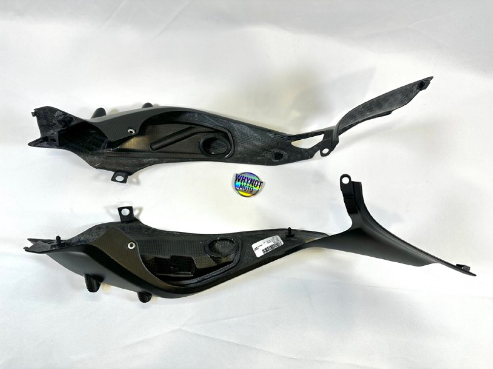 Fullsix Накладки на нижнюю часть хвоста (комплект 2шт) Ducati Panigale V4 (2025 + ) MD-V425-S59