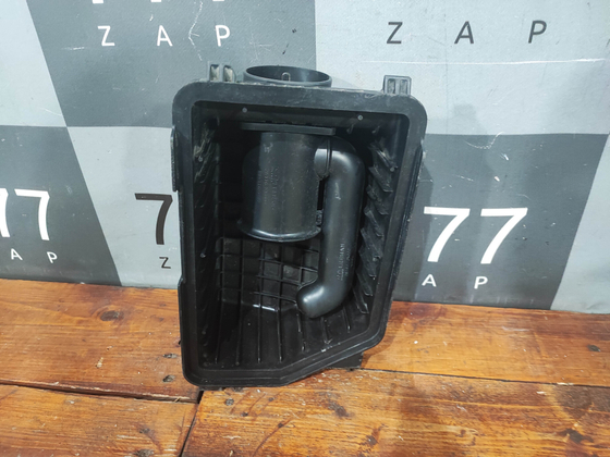 Корпус воздушного фильтра Kia Ceed 2 (JD) 12-18 Б/У Оригинал 28110A5000