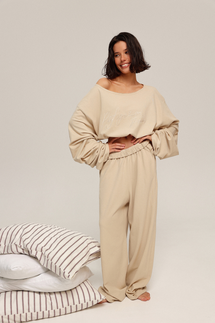 Лонгслив из пике укороченный