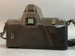 Yashica 230-AF