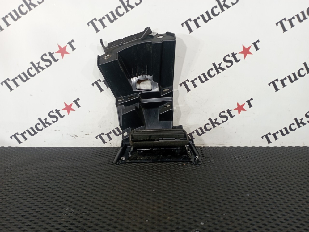 Дефлектор воздушный 2023г