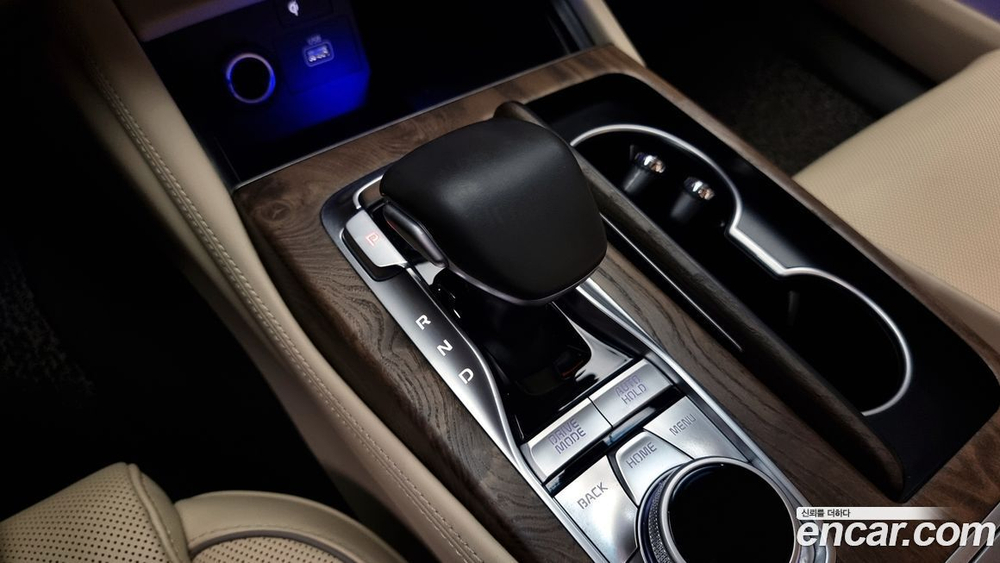Kia The K9 (Quoris/K900) 3.8 GDI AWD (09.2020)
