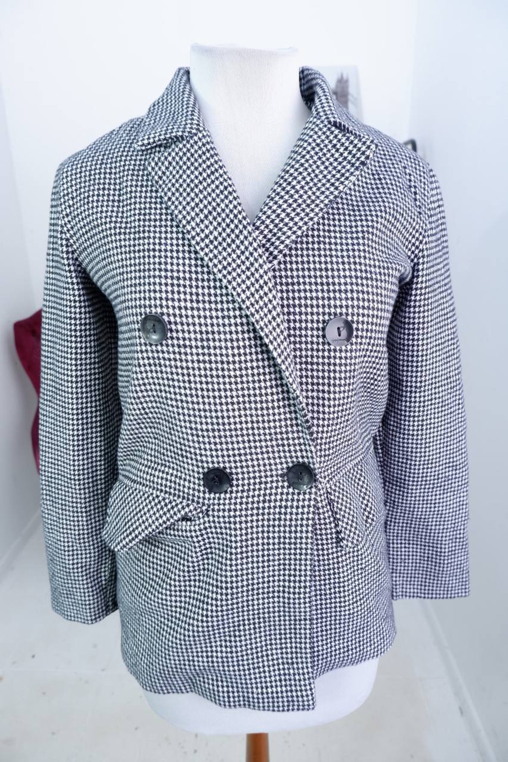 Жакет для модных образов, визуально на 44/46 размер