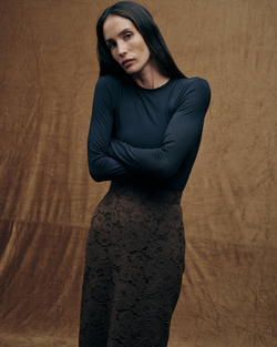 Синий лонгслив