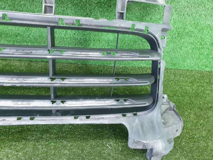 Решетка переднего бампера Porsche Cayenne 3 17-23