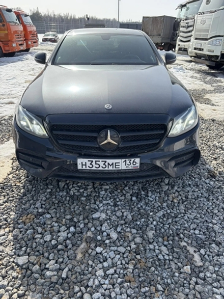 Mercedes-Benz E-CLASS 200 4MATIC Sport Plus
