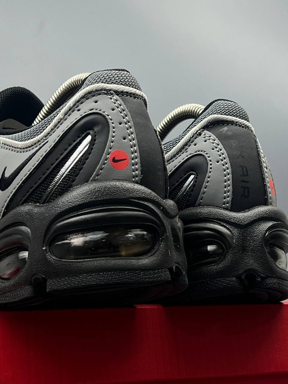 Кроссовки Nike Tailwind 4 #320 (сер.)
