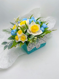 Букет из мыла «Тюльпаны и нарциссы, блюскай»