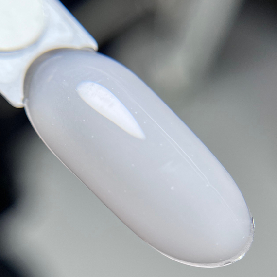 The base camouflage 002-15ml