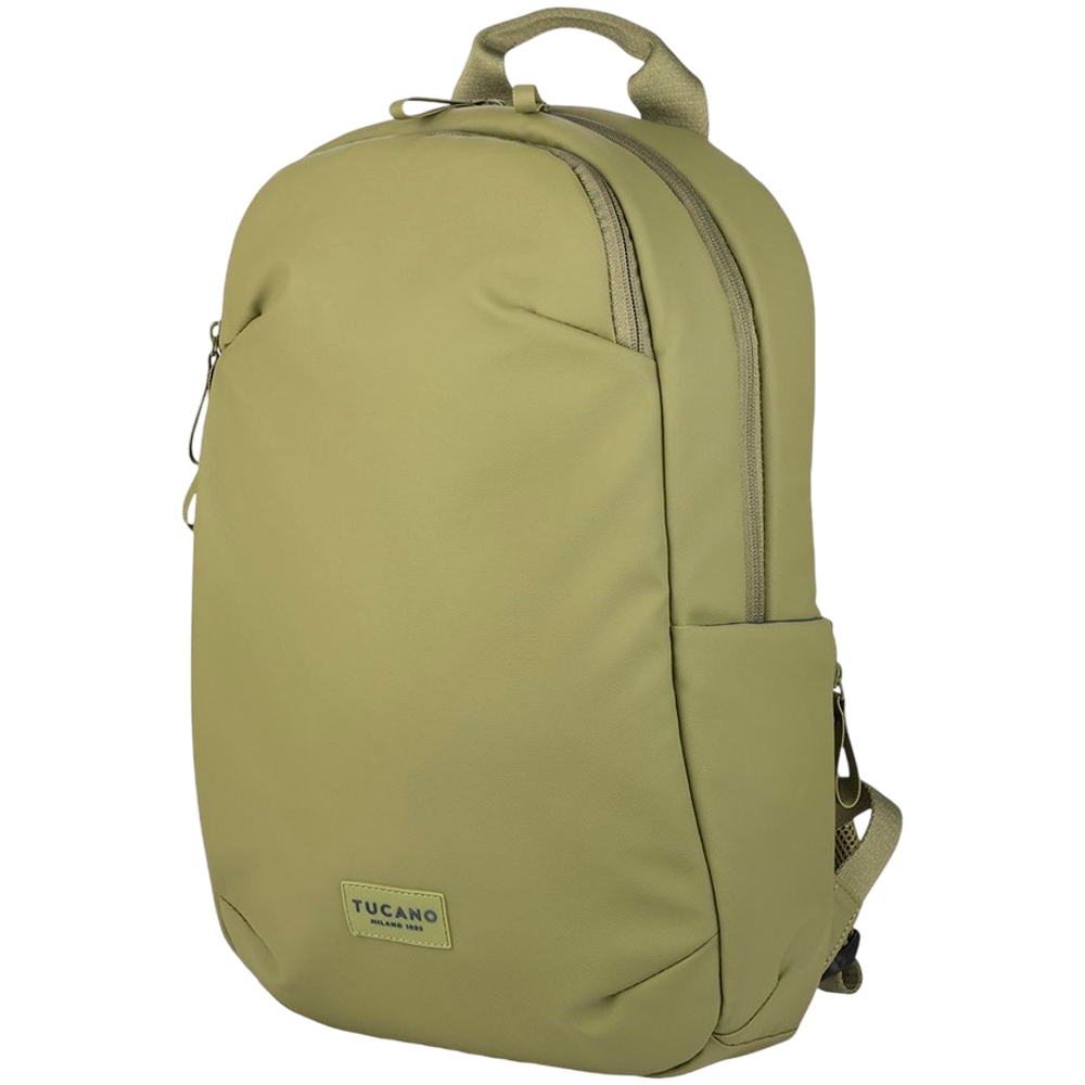 The Laser backpack for 15.6" laptops and 16" MacBooks, made from water-resistant resin-coated fabric obtained from recycled plastic, features a compact design and excellent pocket organization.