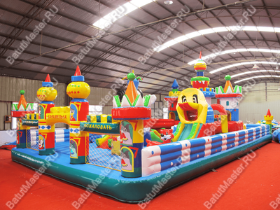 Надувной батут "Волшебный мир", 13*6*5,5 м