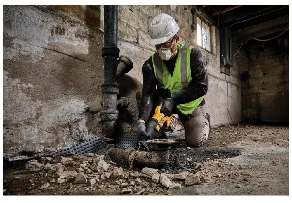 Сабельная пила DeWALT DCS389N-XJ