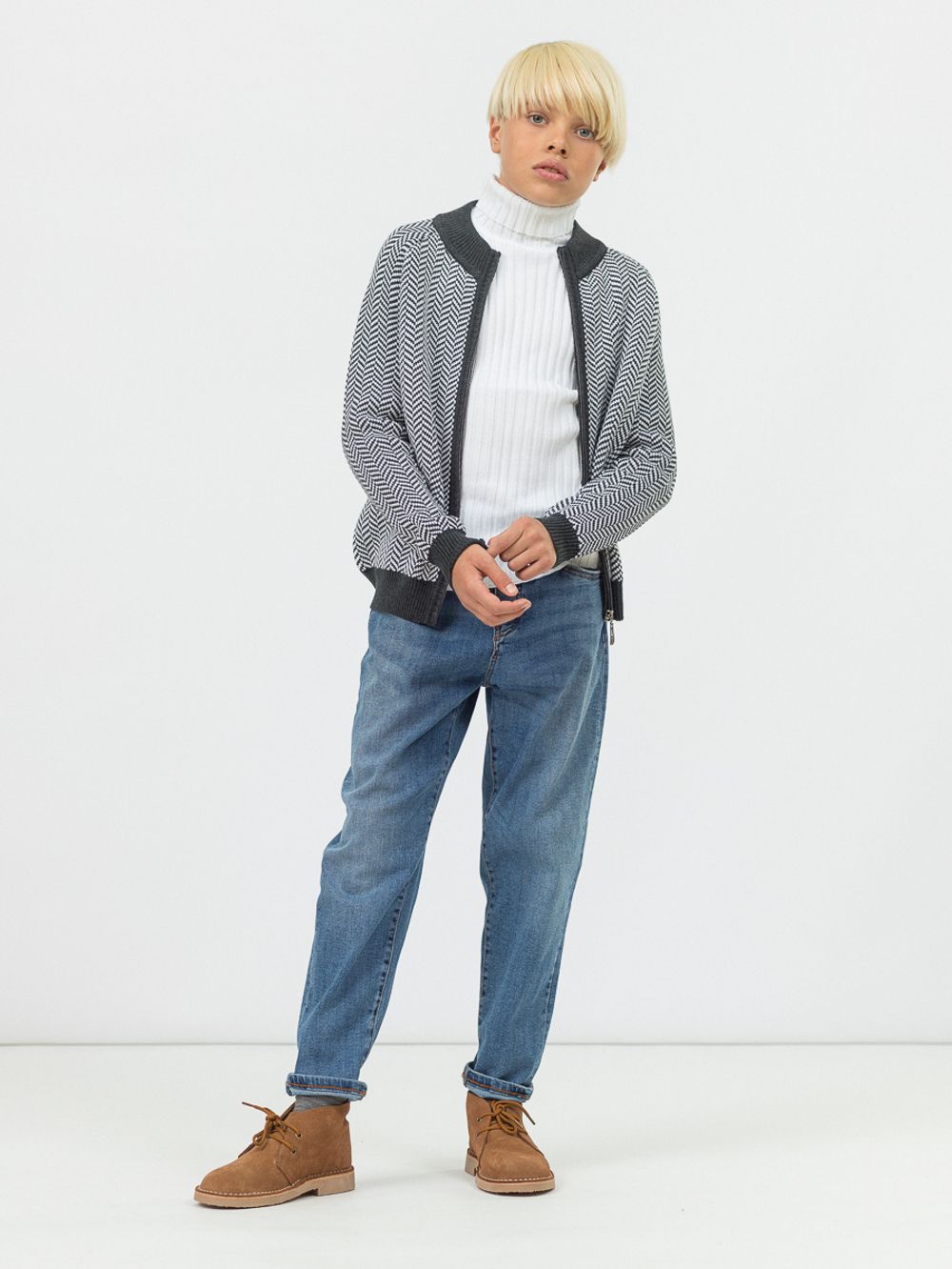 Кардиган для мальчика на молнии AT725 серо-молочный