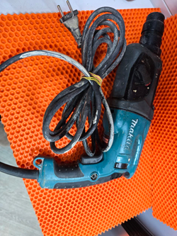 Перфоратор Makita HR2470 ориг