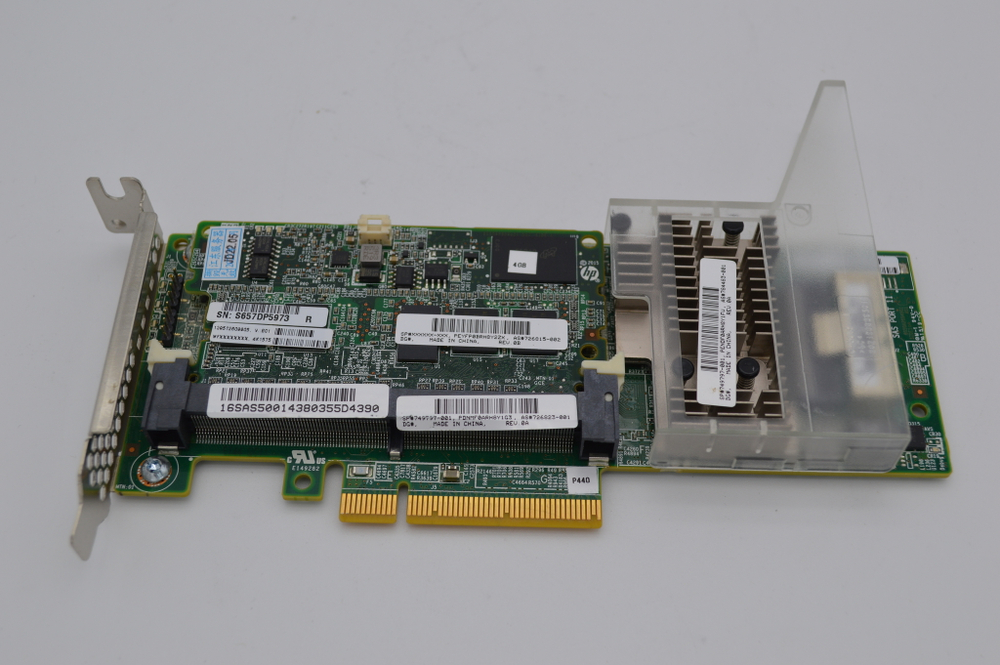 Контроллер HP SmartArray P440 4Gb 784483-001