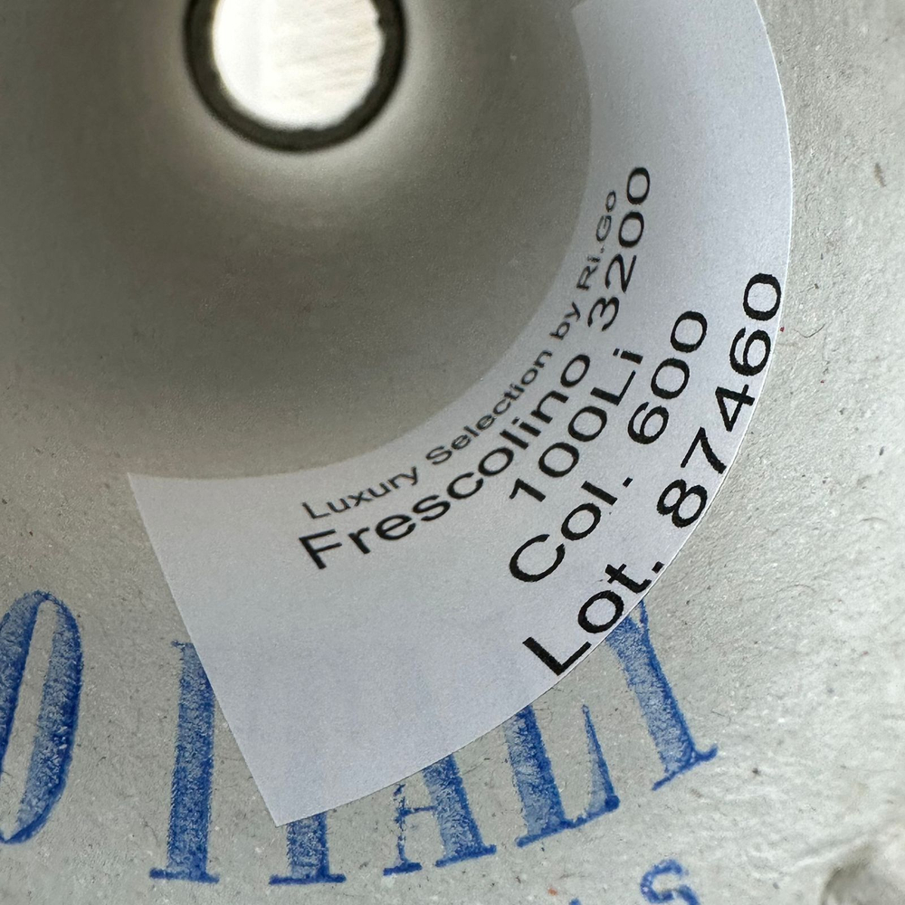 FRESCOLINO - Luxury Selection by Ri.Go; 100% лен; 320м/100гр; col.600 цвет: белый молочный; S711