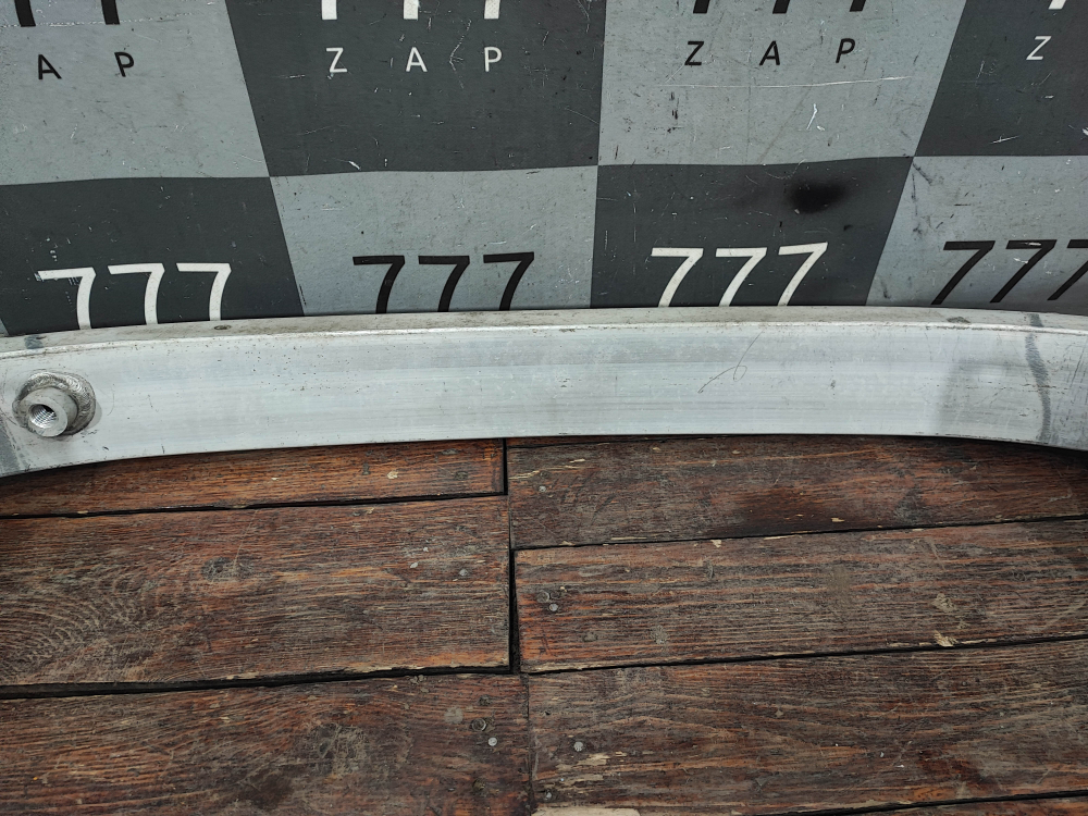 Усилитель переднего бампера Omoda C5 22-нв Б/У Оригинал 501004537AA