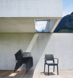 Кресло пластиковое плетеное Siesta Contract Capri, антрацит