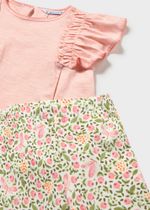 футболка с леггинсами