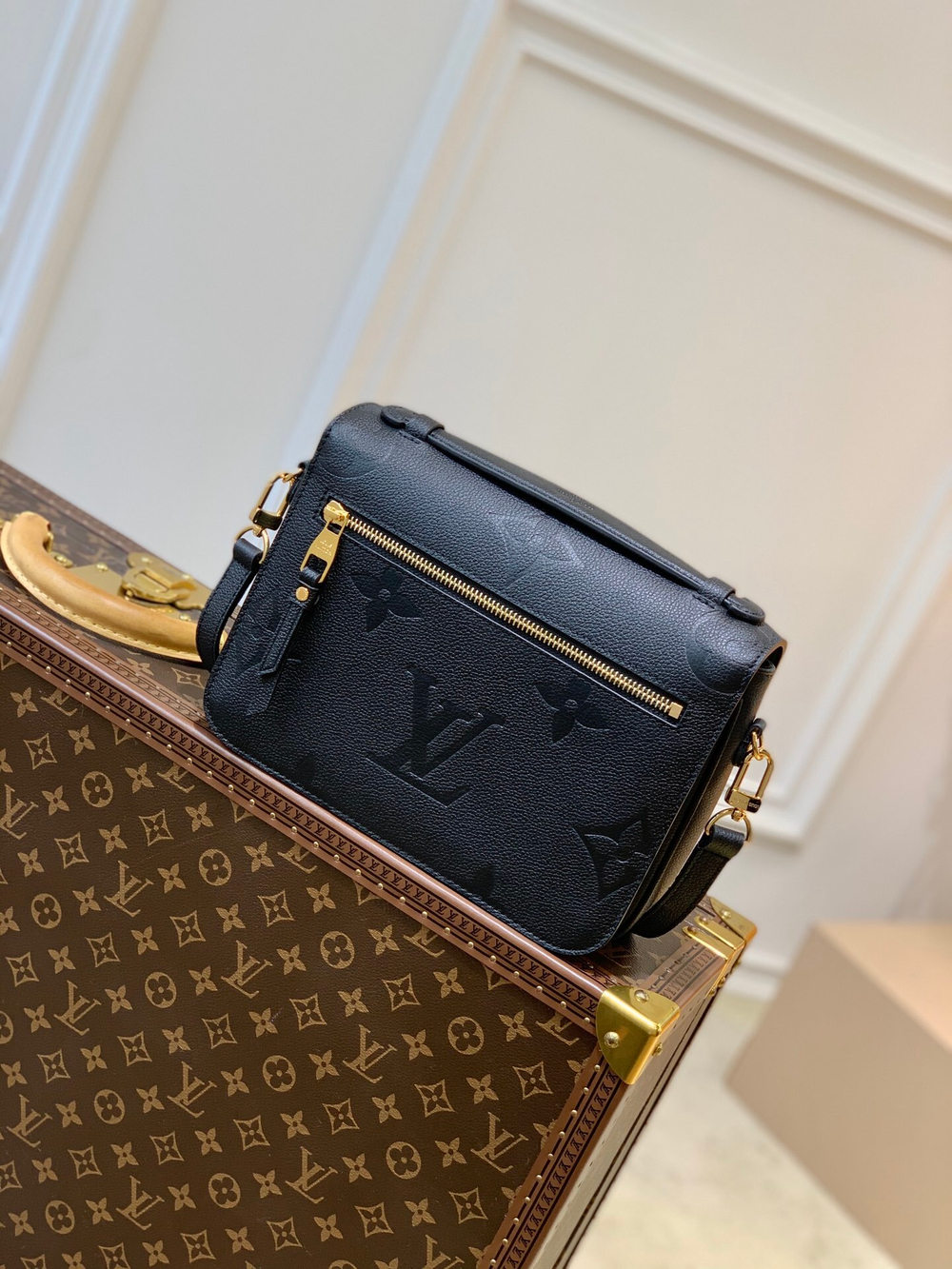 Louis Vuitton Pochette Metis