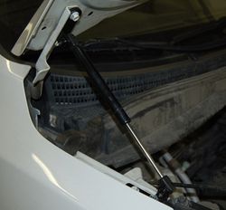 Упор (амортизатор) капота для Hyundai Tucson IX35 (2010-2015) Autoinnovation.12-04
