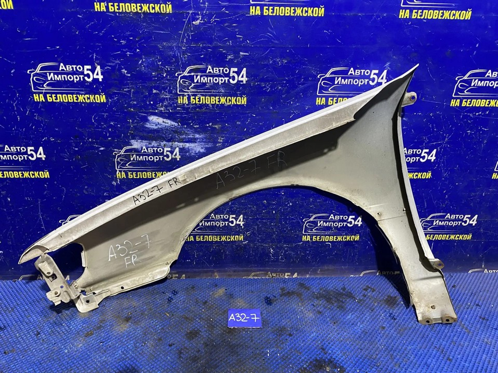 Крыло переднее правое NISSAN CEFIRO 1995