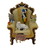 Музыкальная композиция Коты в кресле