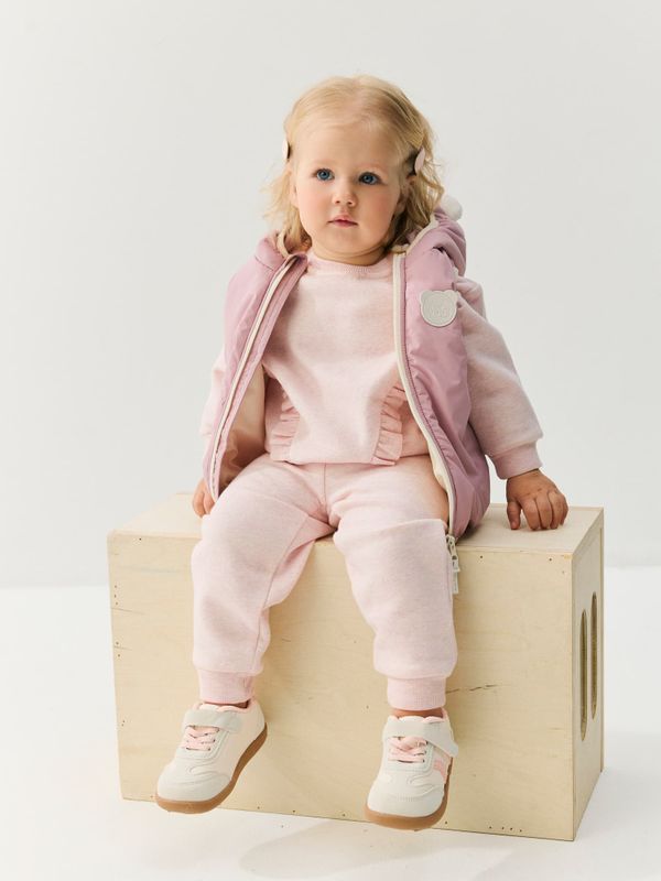 Жилет с капюшоном 