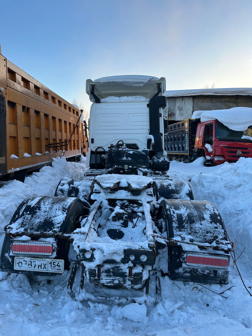 КамАЗ 65206 6x4 Седельный тягач 65206-T5 (Дизельный, 12,0 л, 428 л.с., МТ)
