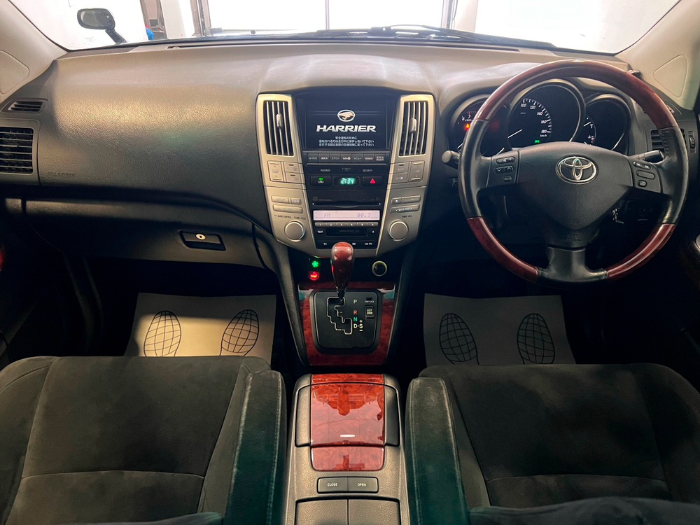 Toyota Harrier, 2012 год