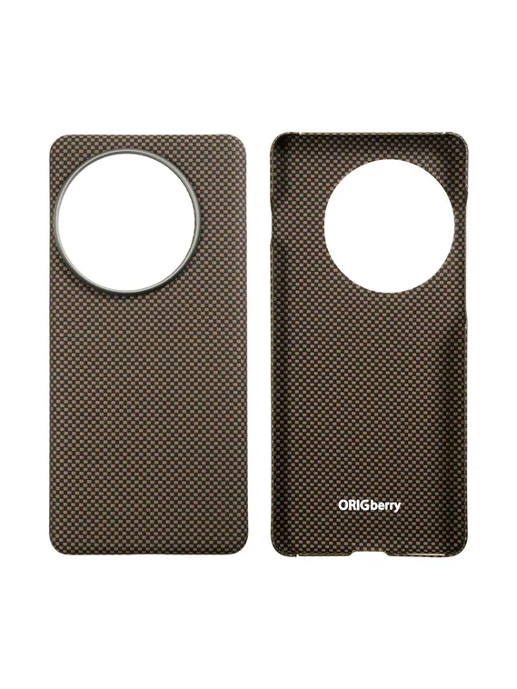 Карбоновый чехол для Oneplus 13 с MagSafe черно-бежевый (Gold Plain Weave) шахматное плетение