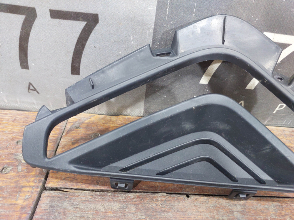 Накладка ДХО переднего бампера правая FAW Bestune T99 22-нв Б/У Оригинал 2803312BQ21