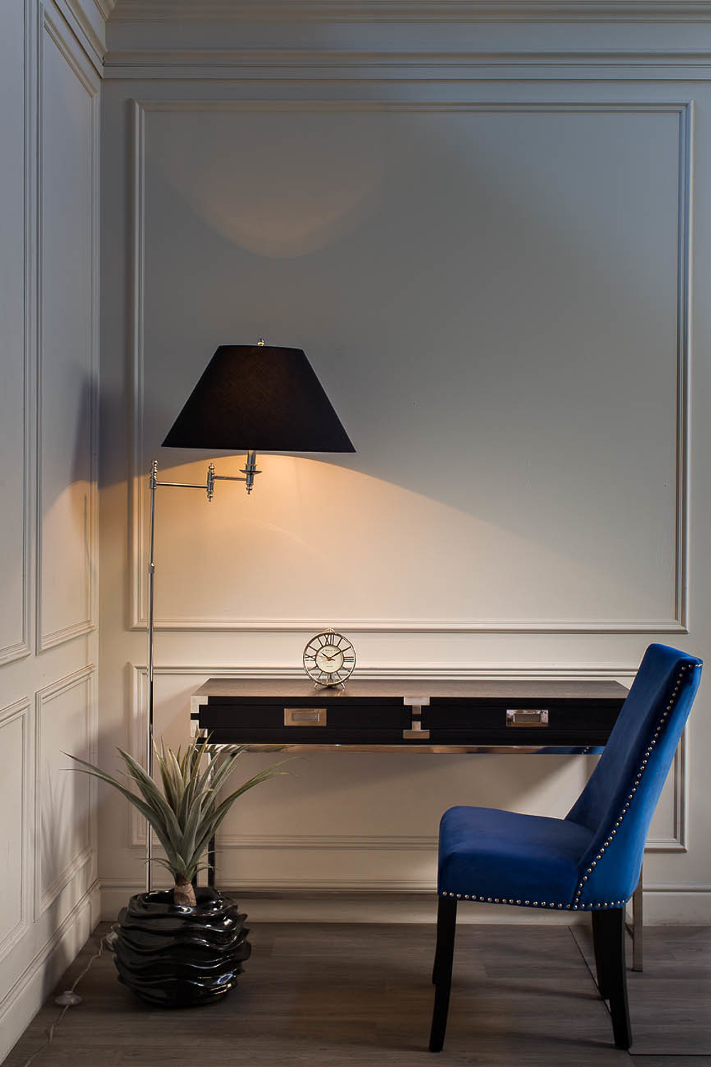 Стол письменный Garda Decor 46AS-D4084-BL