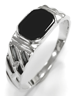 Ювелирное мужское кольцо из серебра 925 пробы с ониксом,размер 21.5