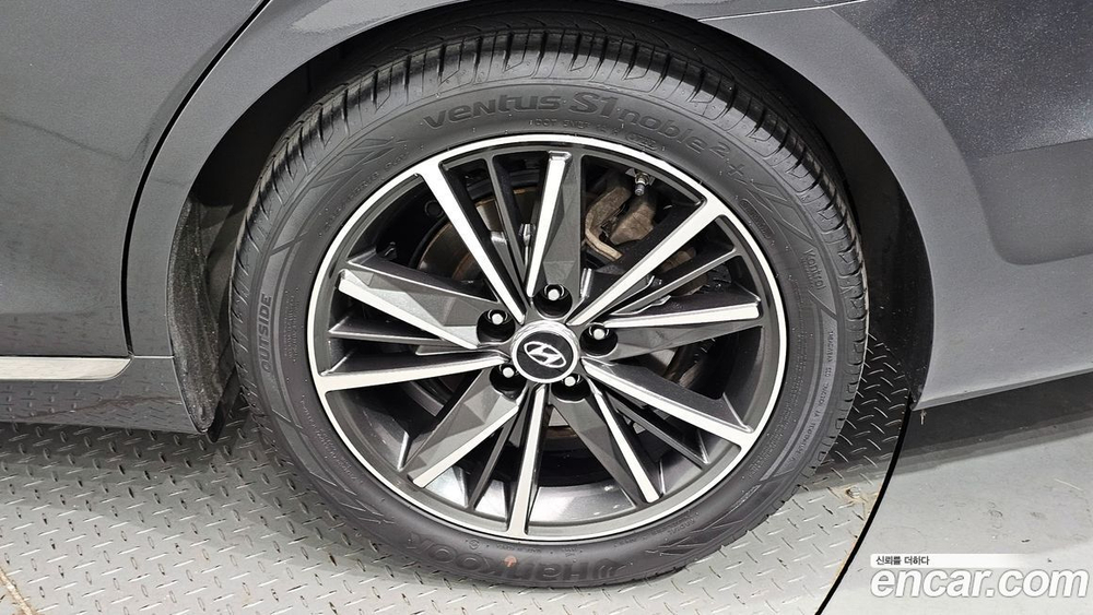 Hyundai The New Grandeur (Azera) IG 2.5 (06.2022)