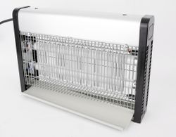 Уничтожитель летающих насекомых ЭкоСнайпер JB20B-2X15L