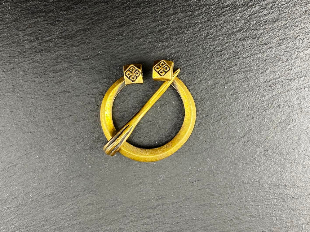 Фибула. Скандинавия 11-13 в.