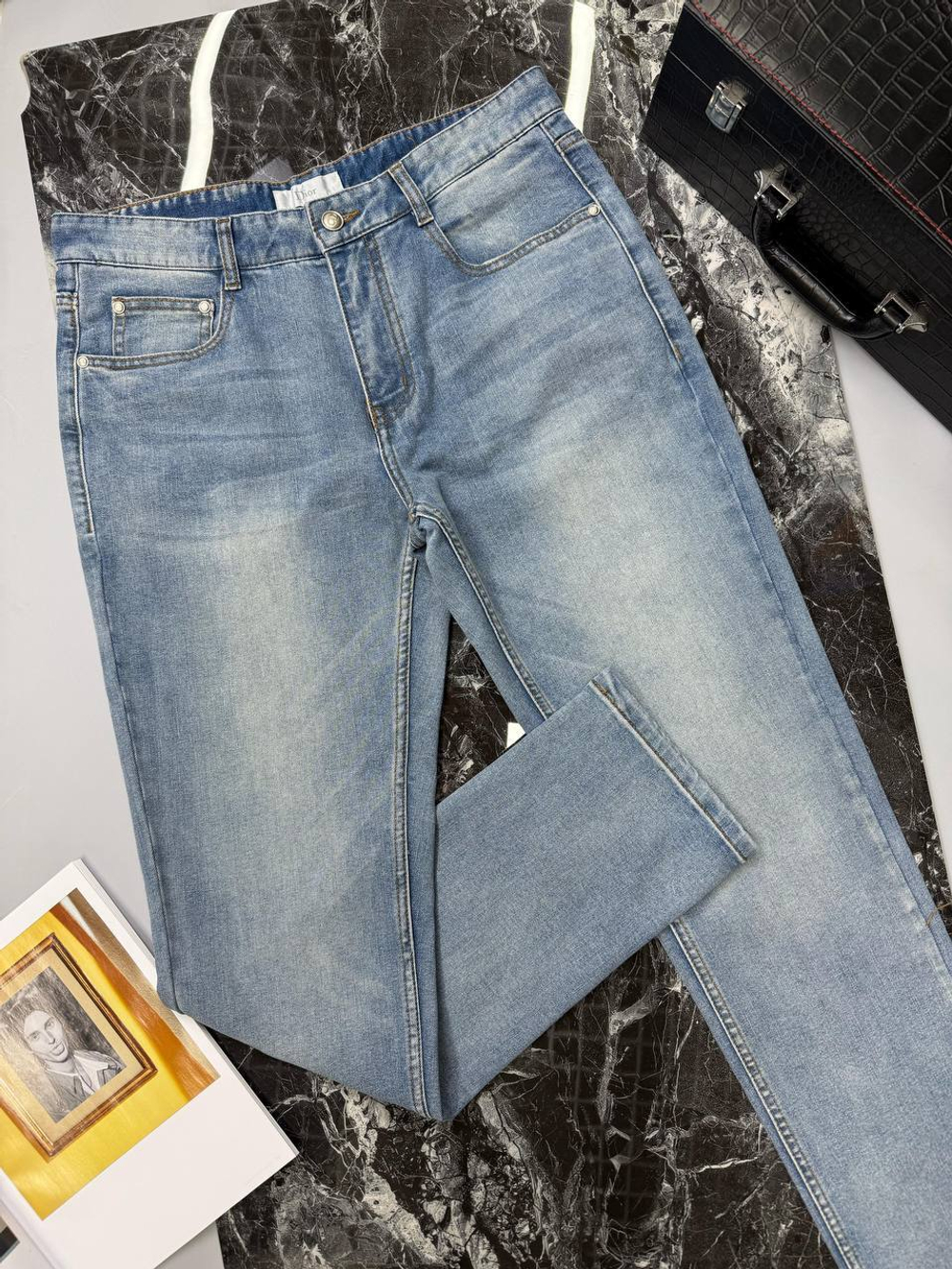 Джинсы Christian Dior