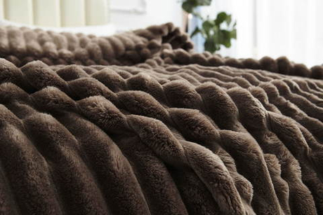 Плед 160x210 Sofi De MarkO Орнелла кофе