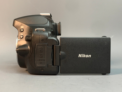 Nikon D5100 Kit 18-55mm 3.5-5.6G VR 205 кадров