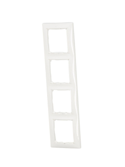 Legrand розетка 4420 с рамкой 4 белая