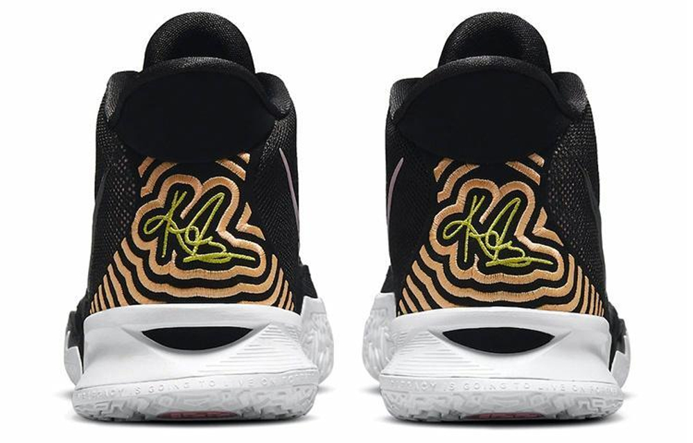 Кроссовки Nike Kyrie 7