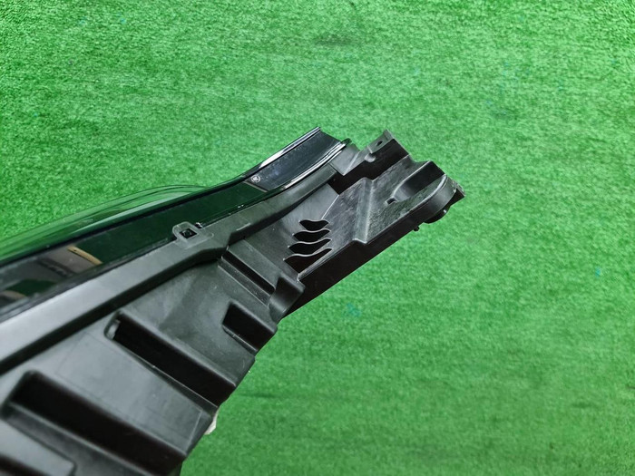 ДХО левый Zeekr 001 (2021-н.в.) LED