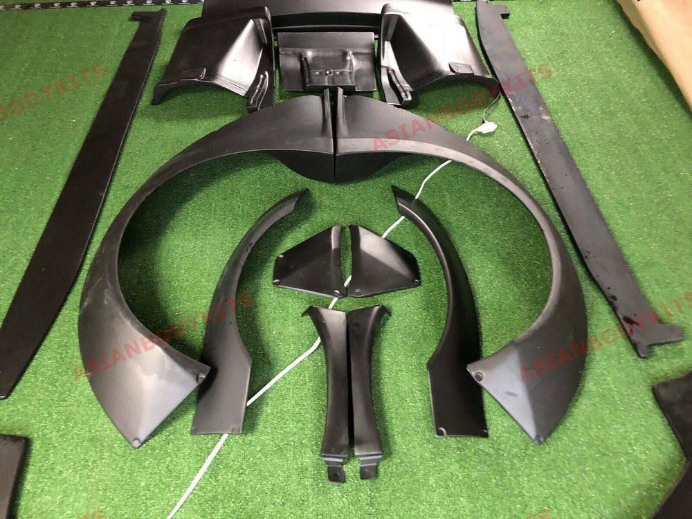 Широкий обвес в стиле LB для AUDI R8 TYPE 42 2007 - 2015 Ауди