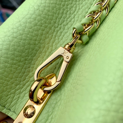 Louis Vuitton Capucines MM