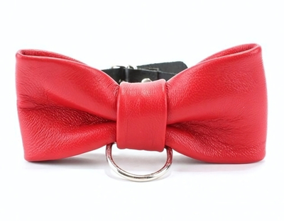 Эффектный красный ошейник-бабочка на черных ремнях (Цвет: красный с черным)