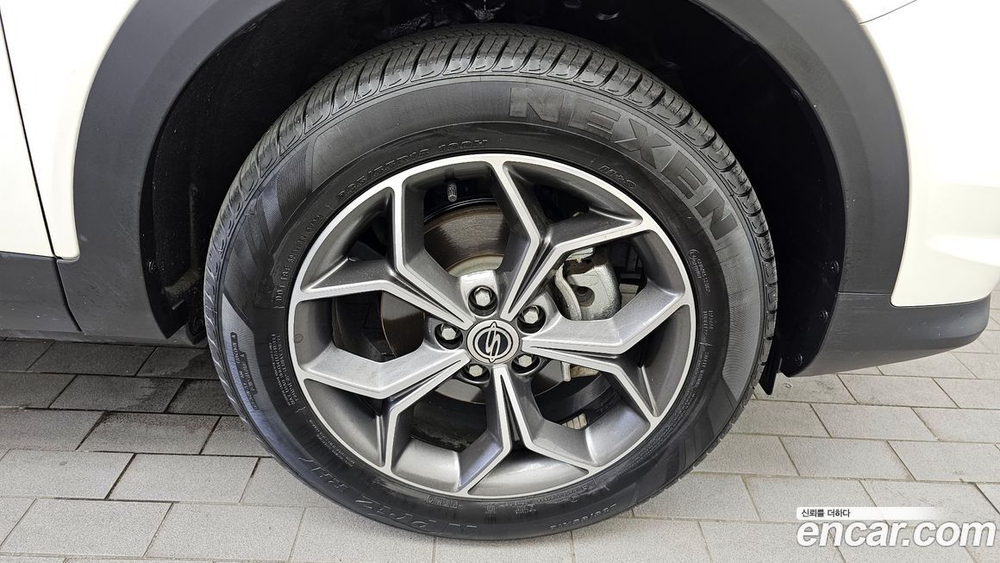 KG Mobility (Ssangyong) Beautiful Korando Бензин 1.5 2WD C7 (10.2022)